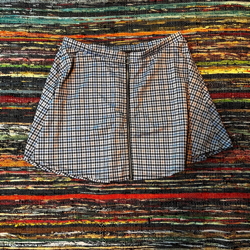 Pink black and blue striped skirt size:L